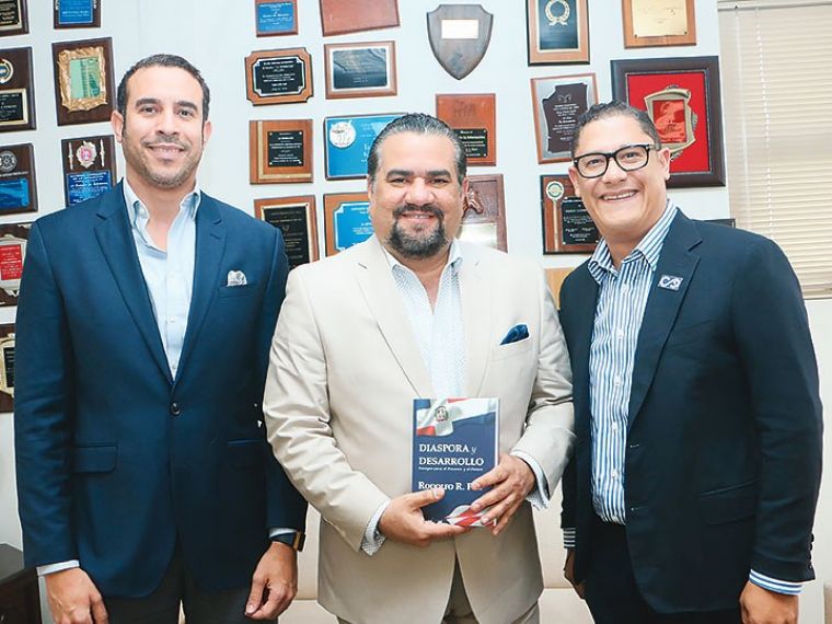 Rodolfo Utrera Escritor Rodolfo Pou pondrá a circular libro en UTESA – Rodolfo Pou